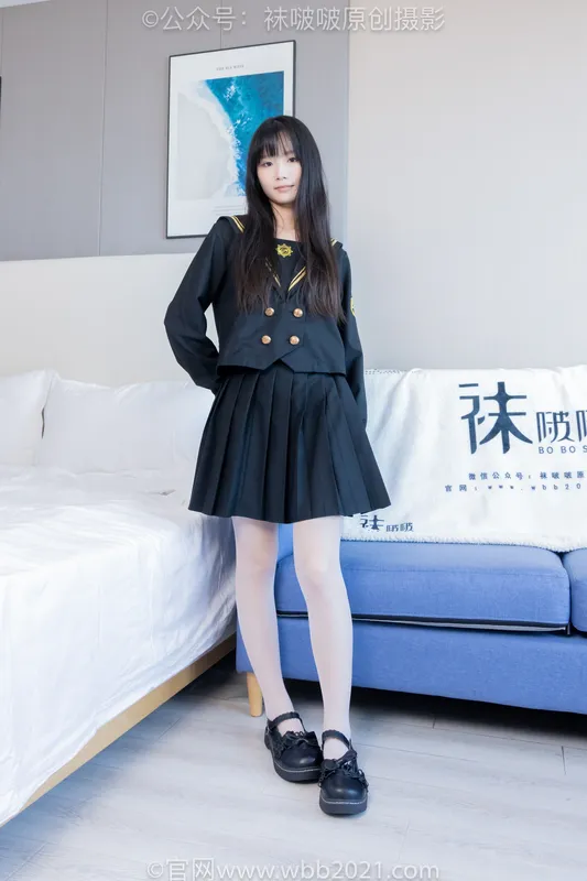 [BoBoSocks袜啵啵] NO.450 甜甜圈-皮鞋、白丝（脚尖加固款）、裸足、裸足印泥踩脚印剧情（花絮版） - BoBoSocks袜啵啵